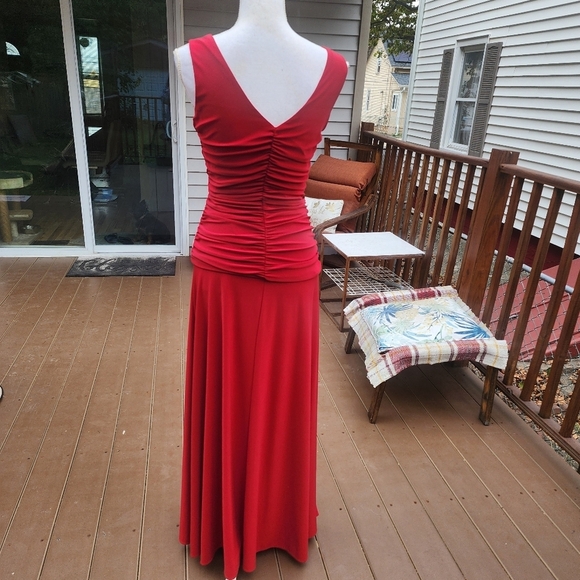 Collection Dressbarn Red Floor Length Sleevesless Strechy Dress size 8 - Picture 11 of 14